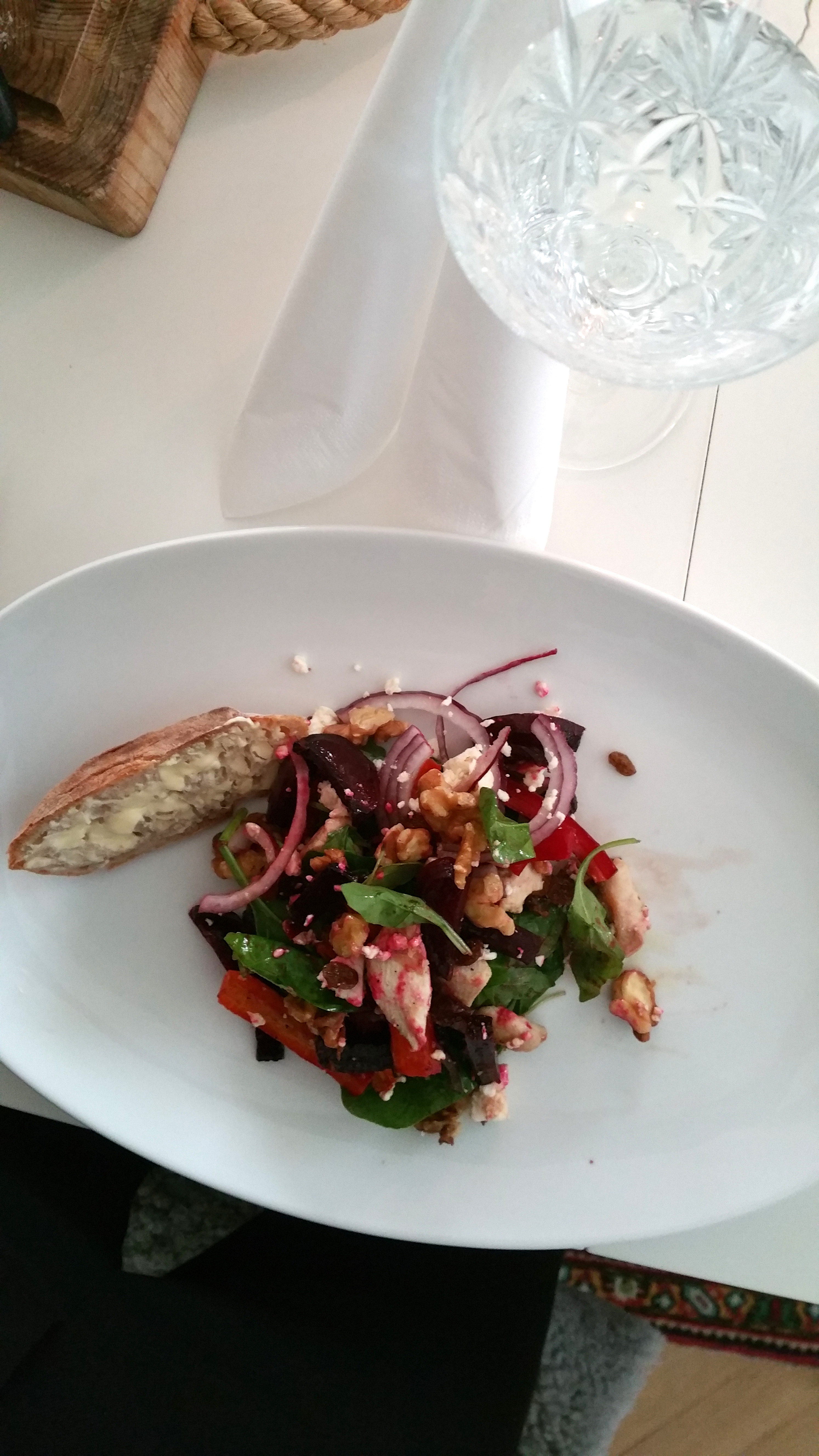 Kycklingsallad med ljumna grönsaker_2017-09-16 18.39.06